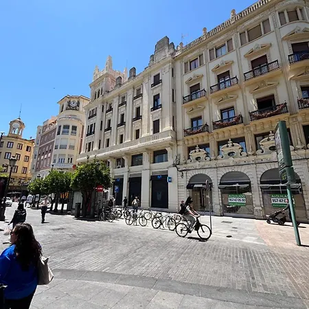 Balcon De Tendillas * قرطبة